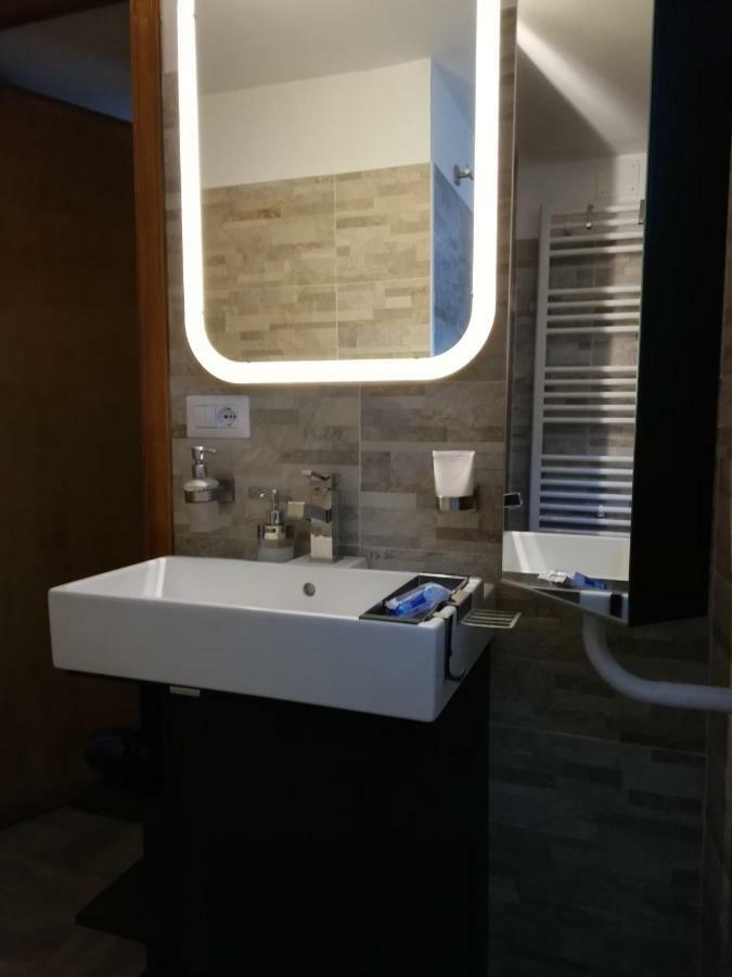 La Casa Di Adri Hotel มอนโดวี ภายนอก รูปภาพ